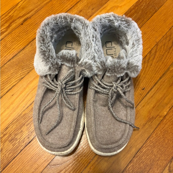 Heydude Shoes - Cozy Faux-Fur Lined Women's Slip-On Casual Shoe